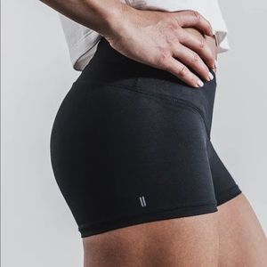 NWT Nobull 2" short - XS